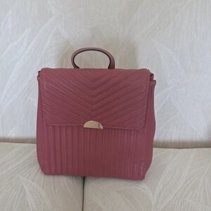 Elegant Mauve Quilted Backpack